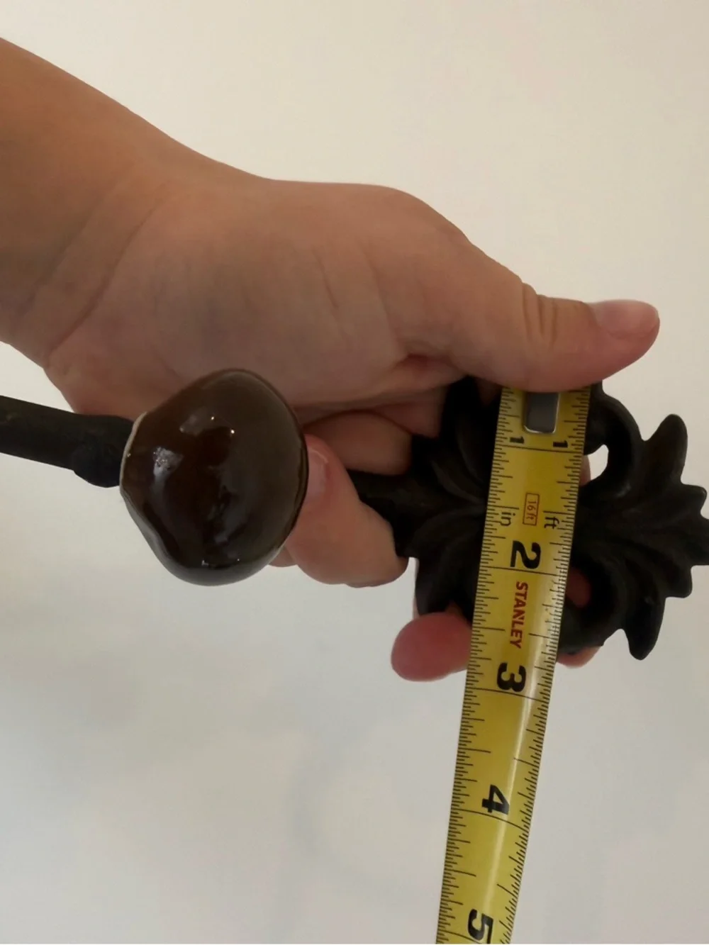 Decorative Wall Hooks in Black and Dark Brown - Set of 2 cast iron